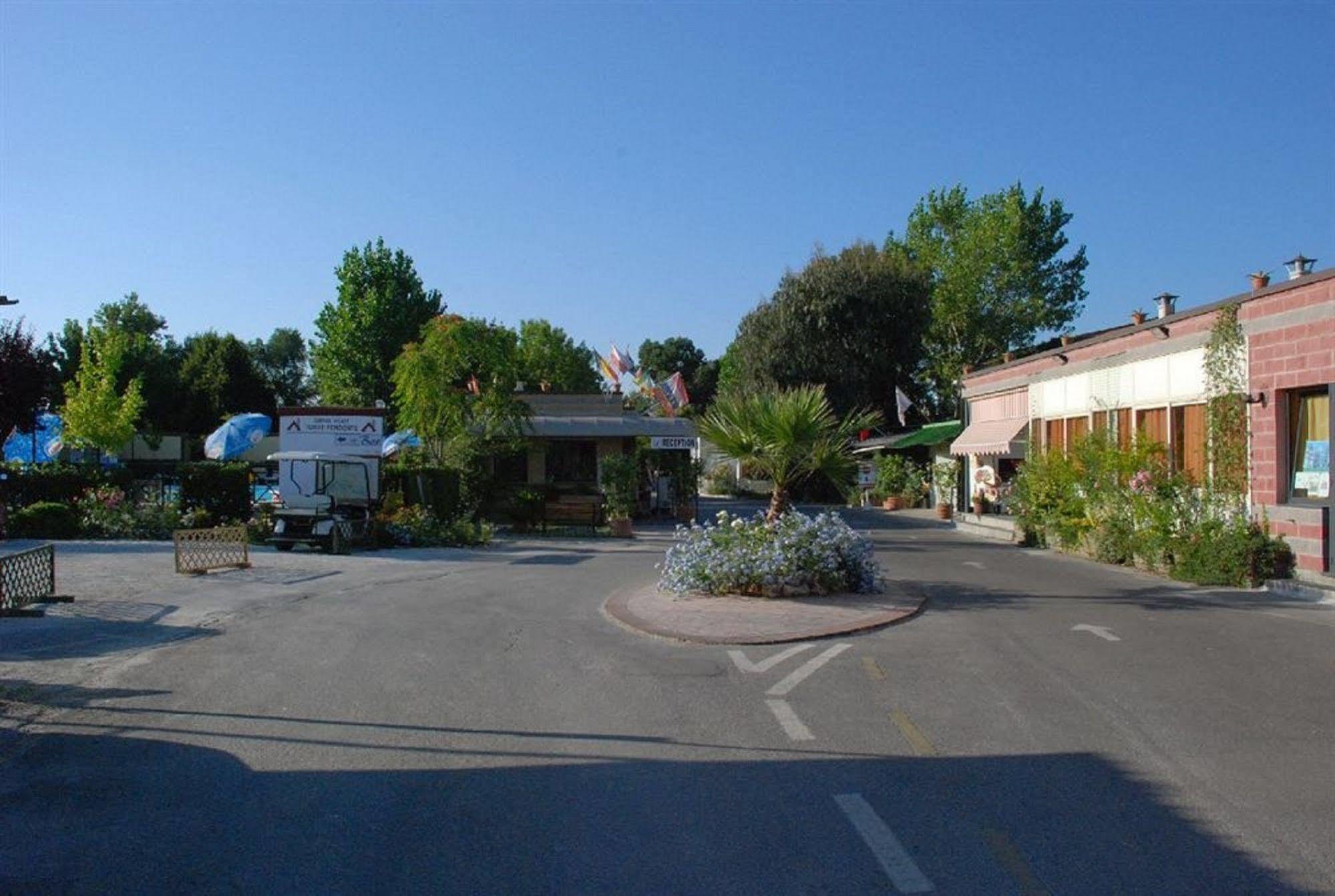 Village Torre Pendente Campeggio 3*